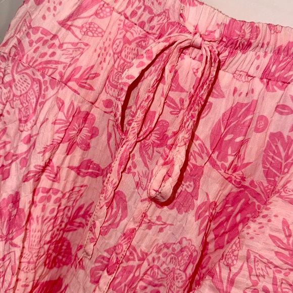 Pristine Sold Out Sincerely Ours Aria Pink Floral Skirt — Medium - Picture 6 of 11